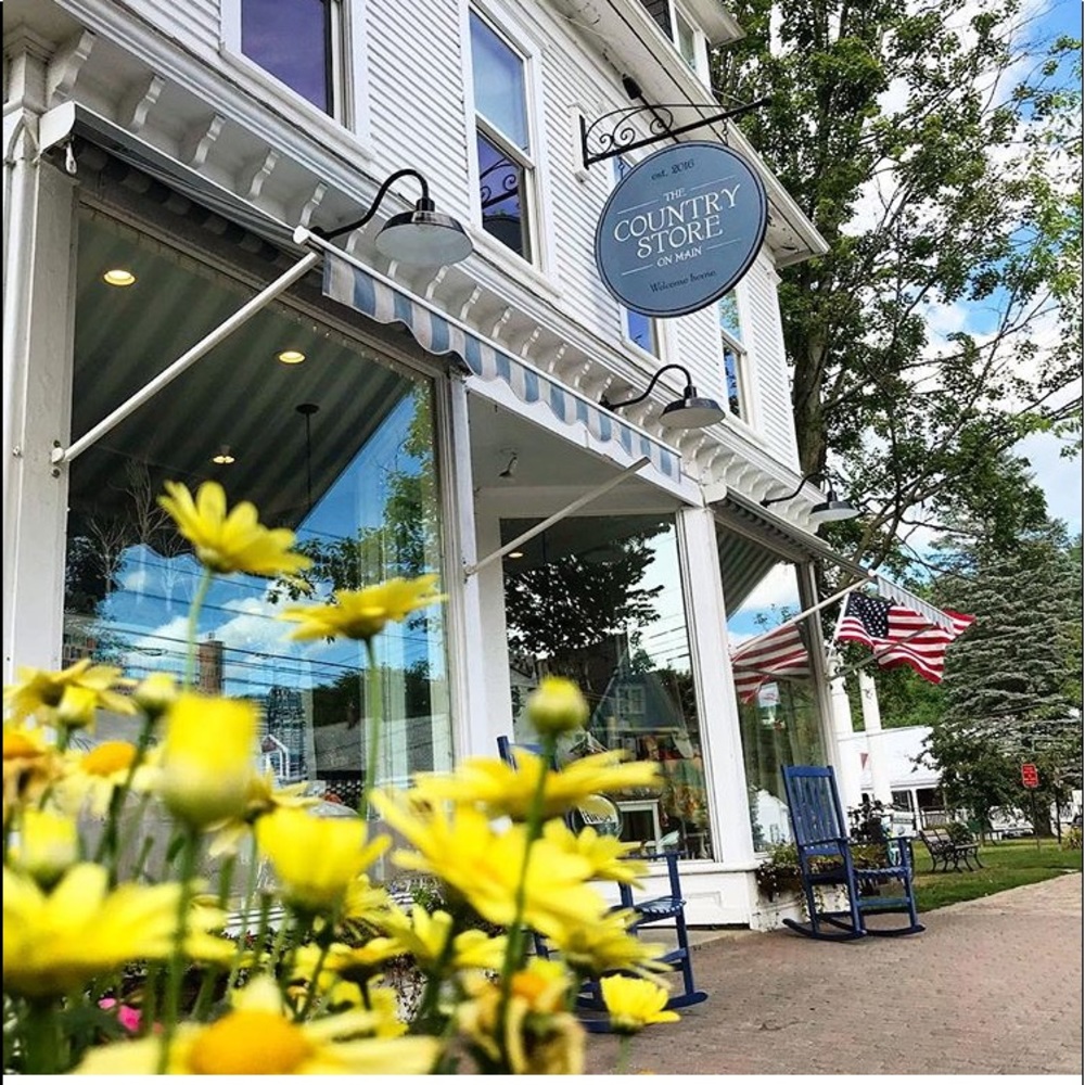 Meet your Posher, Maria.